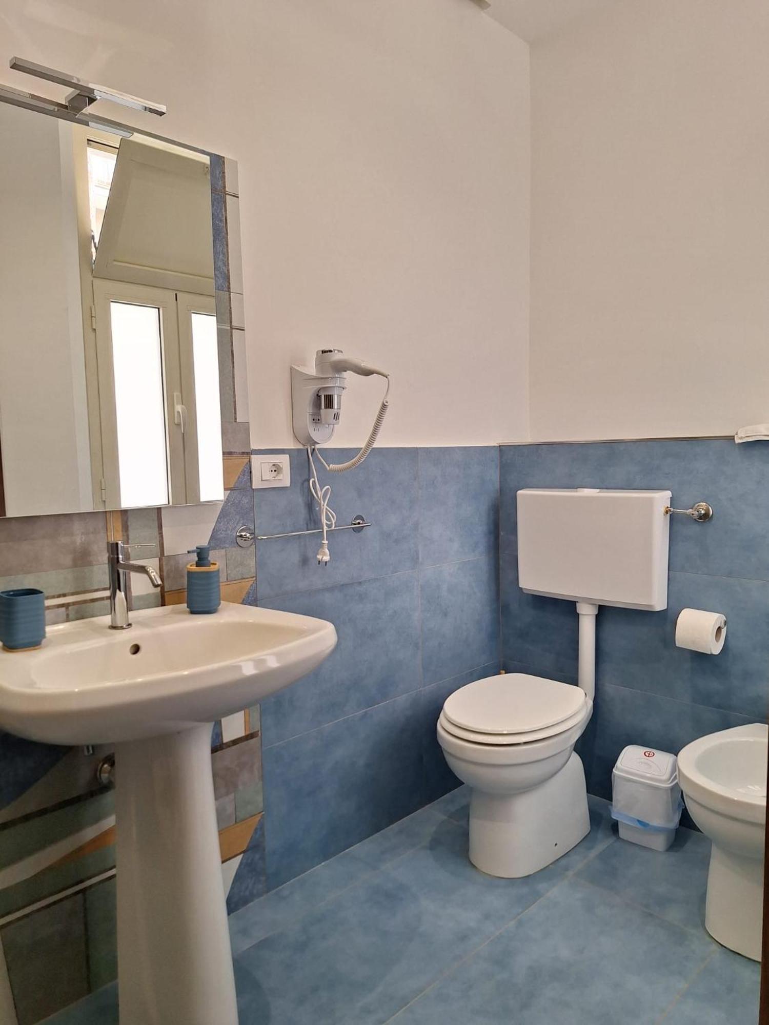 B&B Onda Marina Villa Bellini Catania Centro エクステリア 写真